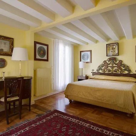 Ca' Cerchieri Mezzanine Apartment Venice Exterior photo